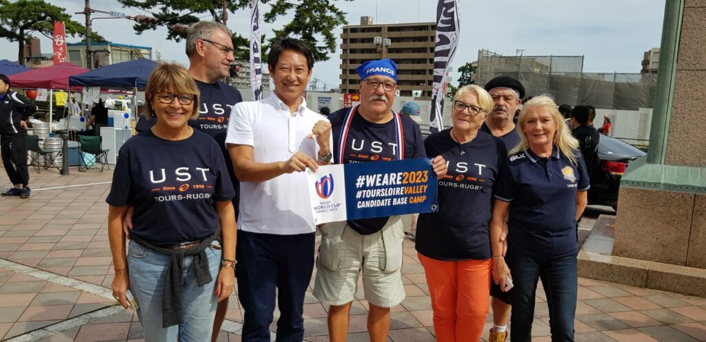 Le trio de l'UST séduit par le Japon et l'Angleterre